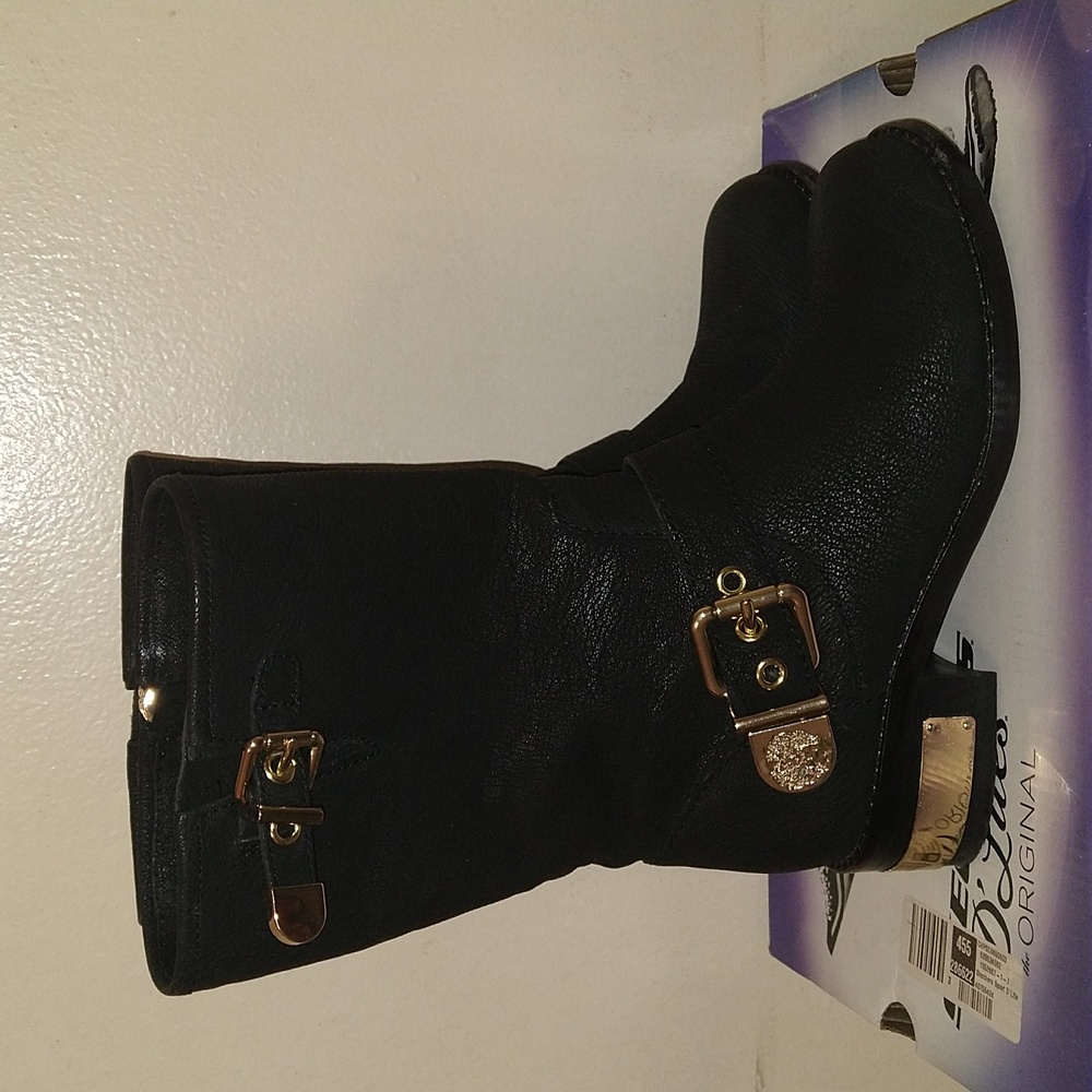 Vince Camuto Winchell Moto Mid Calf Black Leather Boots With Gold Tone Metal - Picture 3 of 6